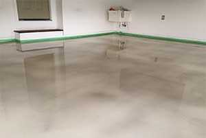 Garage-Metallic-Epoxy-Floor